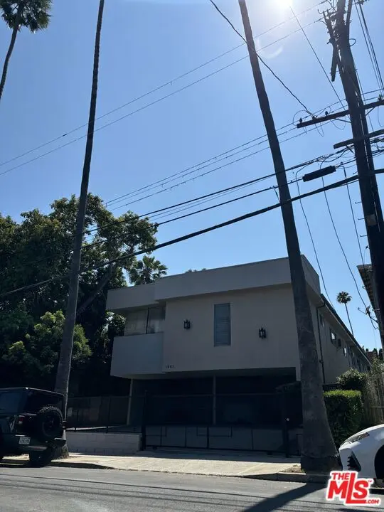 1807 Taft Avenue 2-3, Los Angeles, CA — listing photo 1