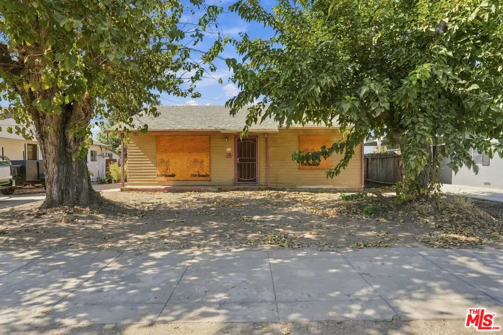 528 S D Street, Exeter, CA — listing photo 1