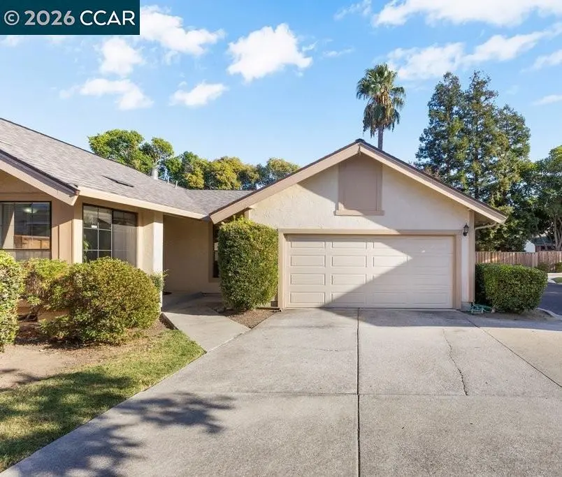 Townhouse for sale at 953 Bridgecrossing Way, Concord, CA featuring 2 beds and 2 baths