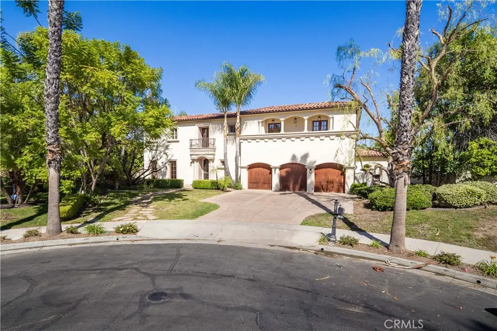 5010 Serena, Tarzana, CA — listing photo 1