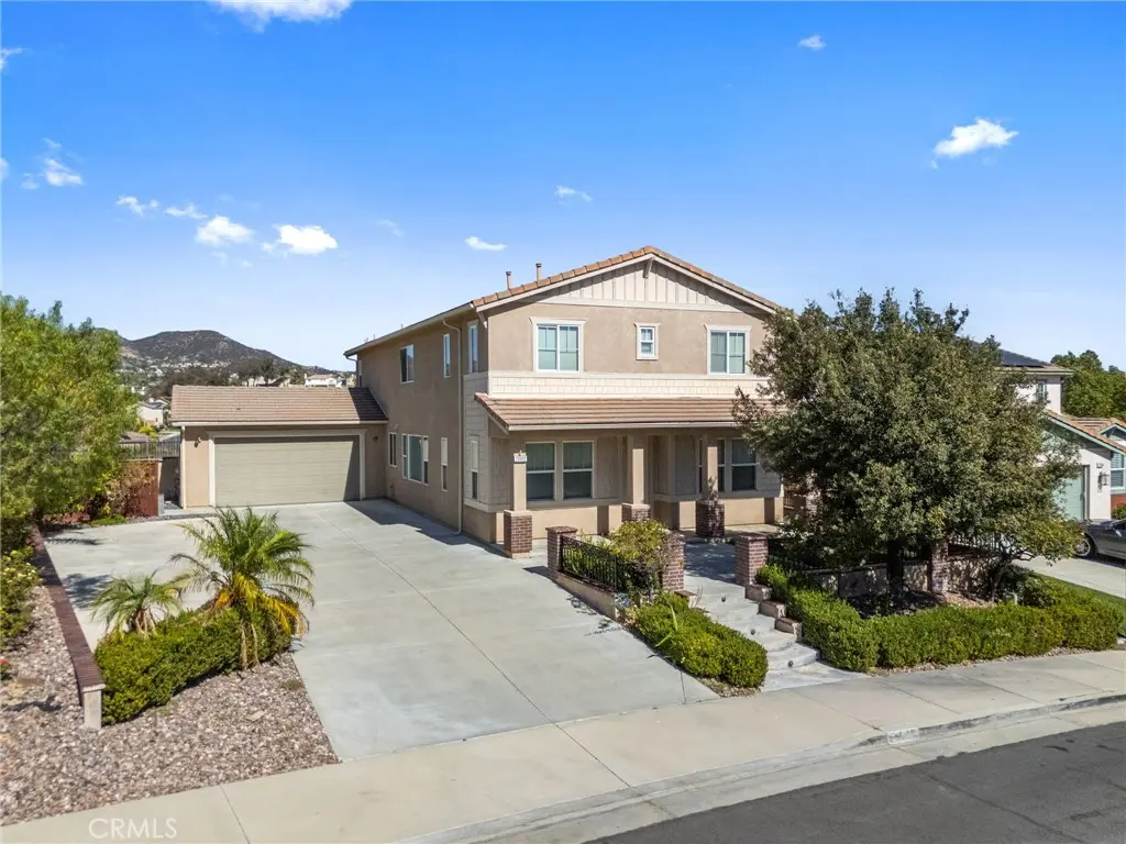 23352 Caliente Springs, Murrieta, CA — listing photo 1