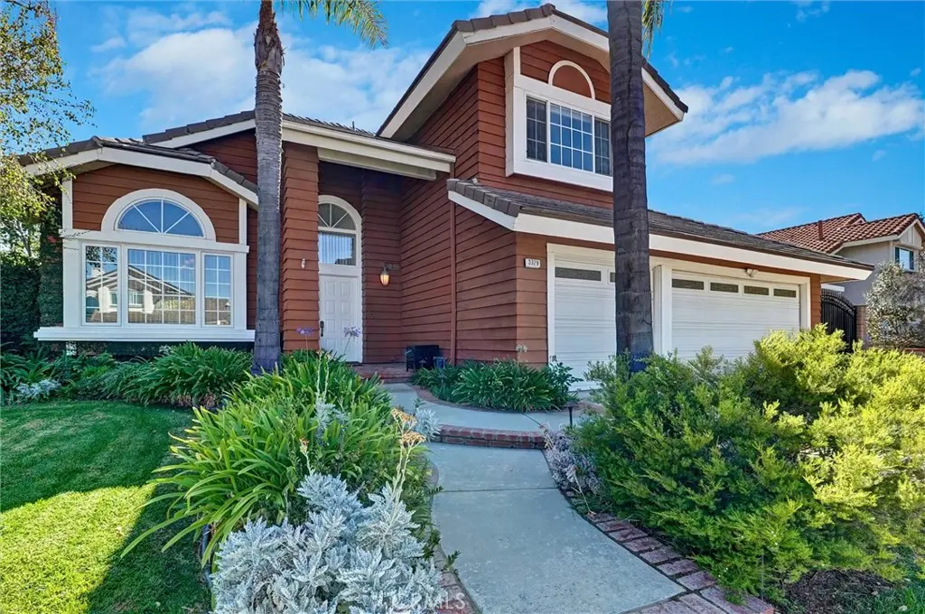 3329 Crazy Horse, Simi Valley, CA — listing photo 1