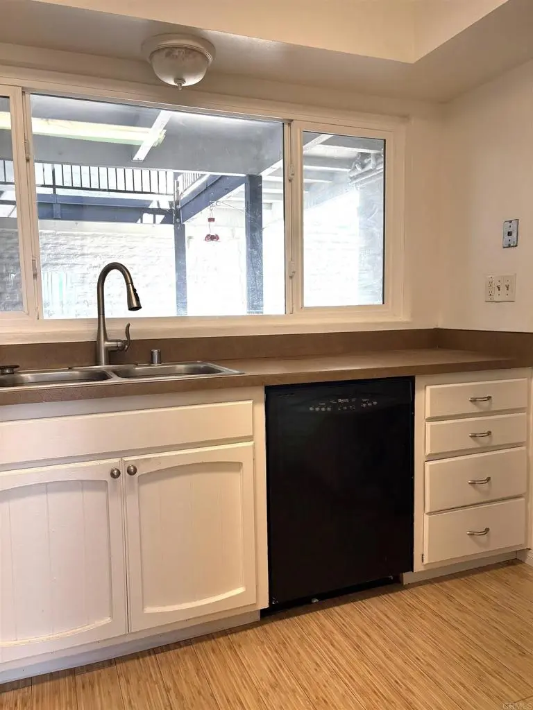 3606 Vista Rey 22, Oceanside, CA — listing photo 1