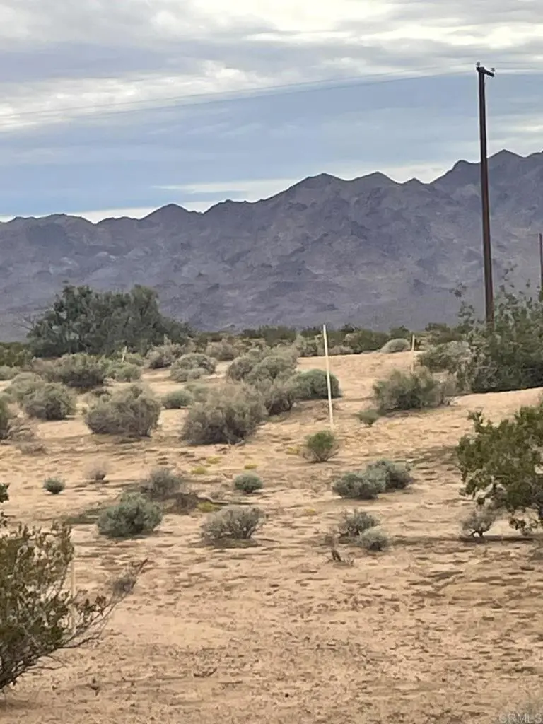 Summerset Road, Newberry Springs, CA — listing photo 1