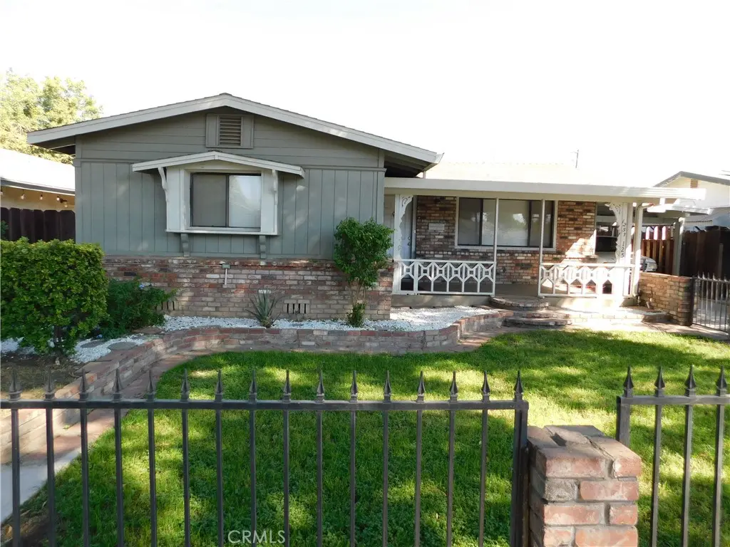1253 W 11th Street, Merced, CA — listing photo 1