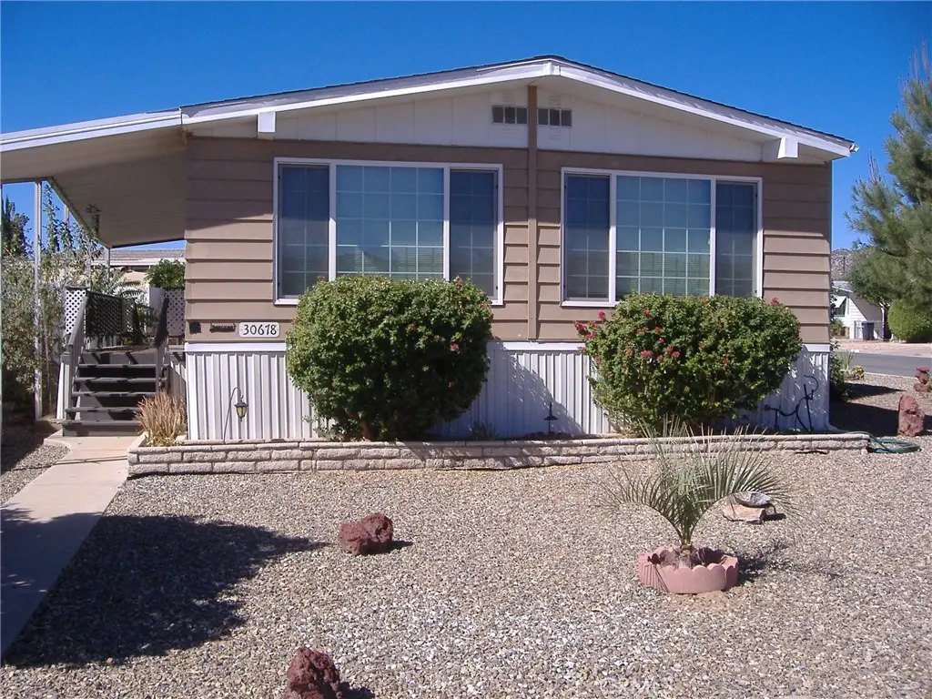 Residential Lease for rent at 30678 Butia Palm, Homeland, Riverside County, CA featuring 2 beds and 2 baths