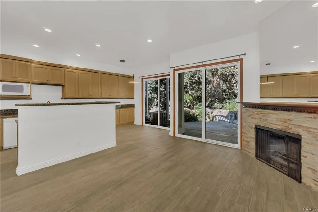 Condominium for rent at 3021 Croyden 97, Costa Mesa, CA featuring 2 beds and 2 baths