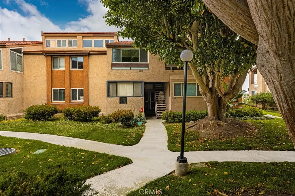 17110 Bluewater, Huntington Beach, CA — listing photo 1