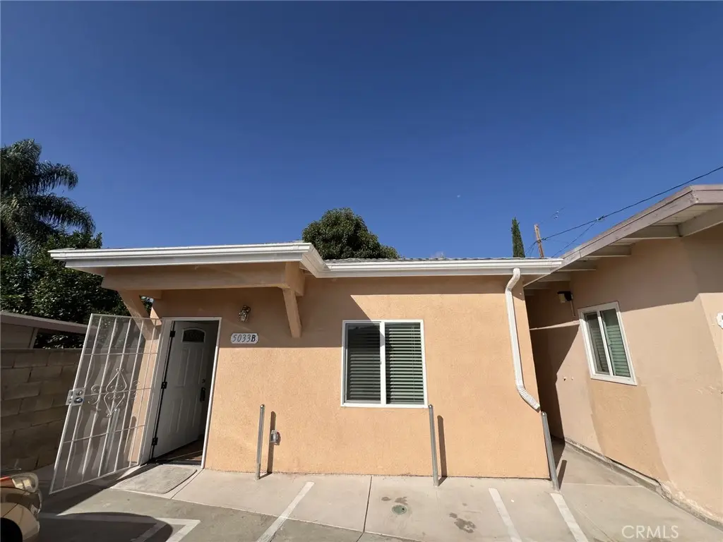 5033 B Sultana, Temple City, CA — listing photo 1