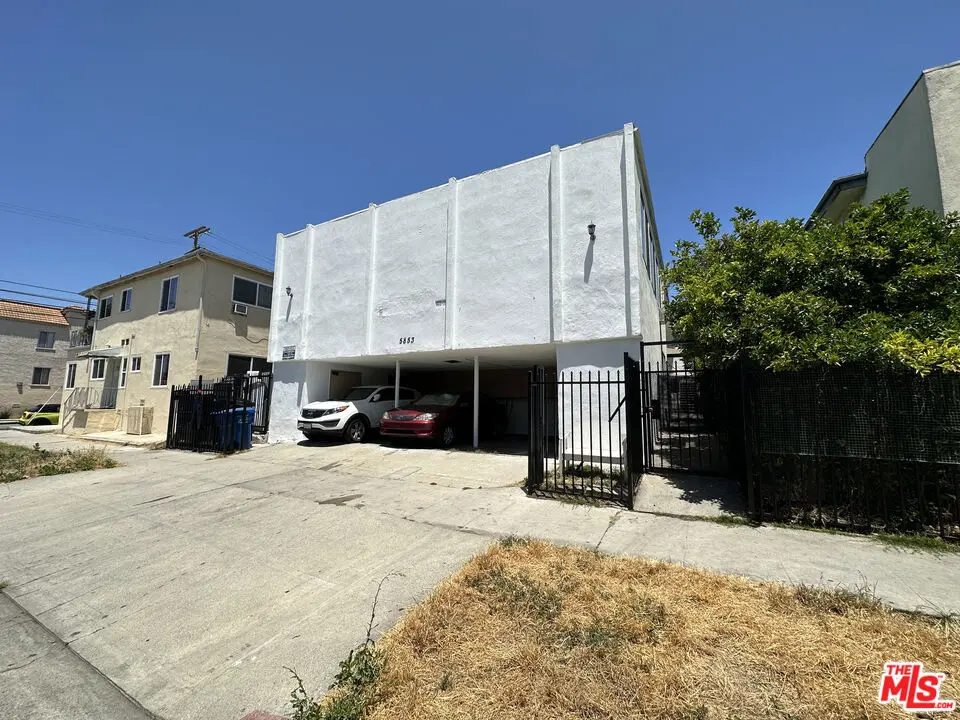 Apartment for rent at 5853 Gregory Avenue, Los Angeles, CA featuring 1 bed and 1 bath
