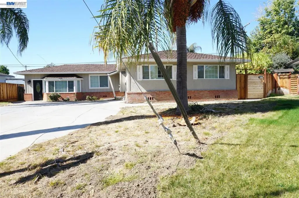 Single Family Residence for sale at 38011 TEMPLE WAY, Fremont, CA featuring 6 beds and 5 baths