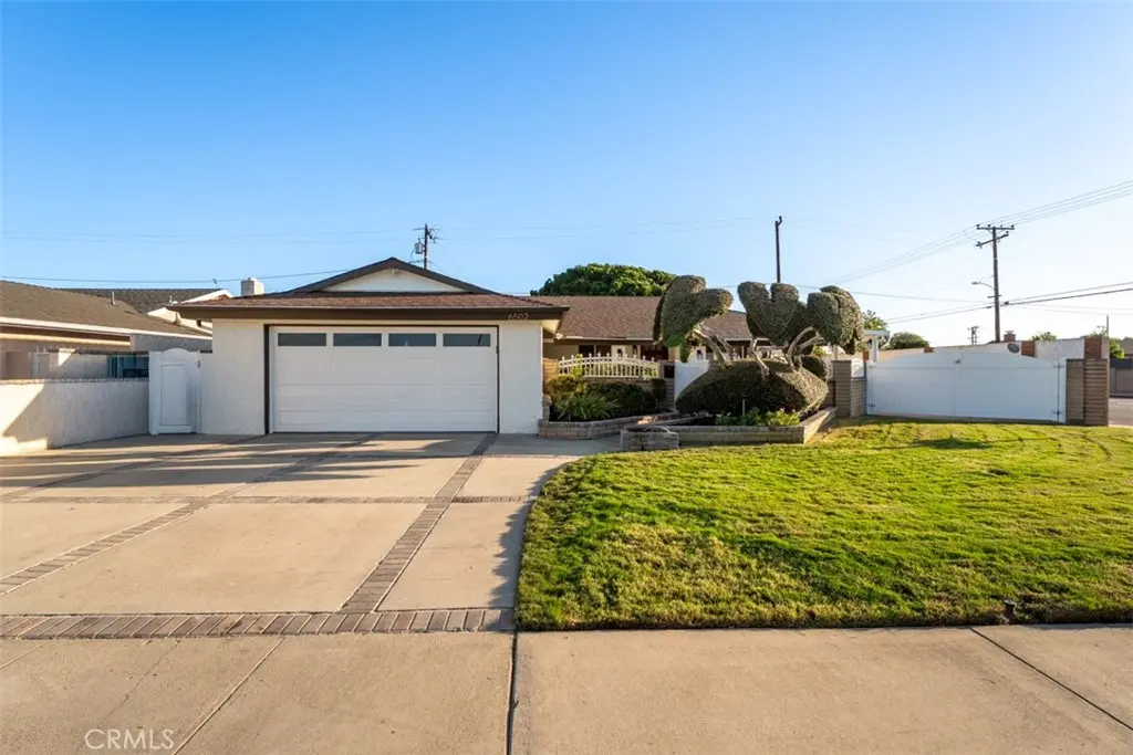 6502 Clare Drive, Huntington Beach, CA — listing photo 1