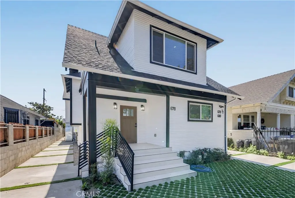 678 E 45th, Los Angeles, CA — listing photo 1