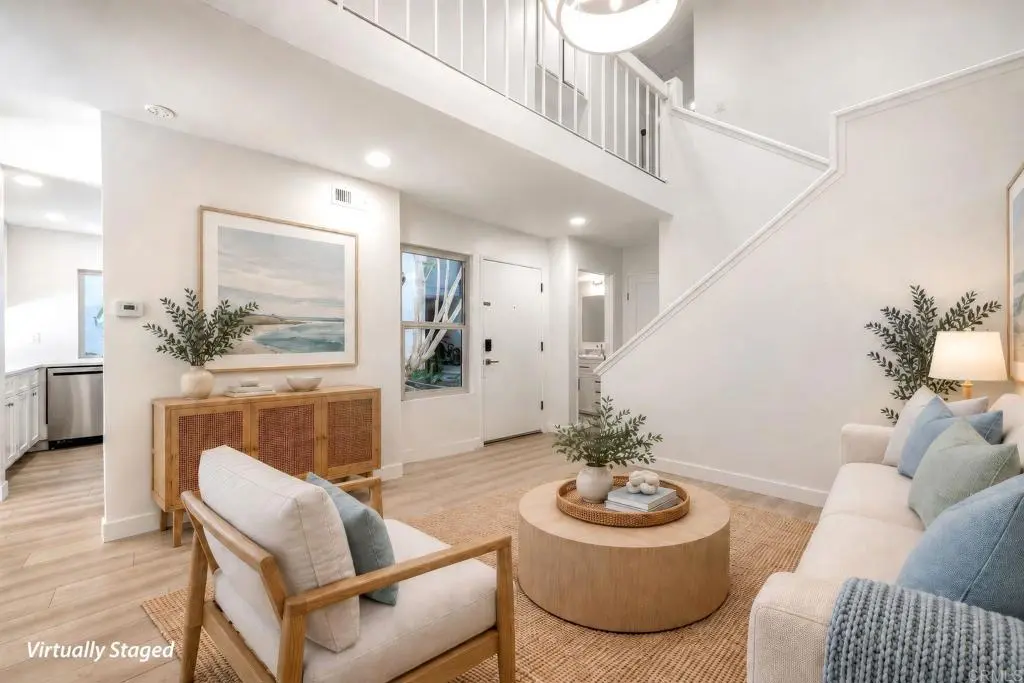 Single Family Residence for rent at 10218 Caminito Surabaya, San Diego, CA featuring 4 beds and 3 baths