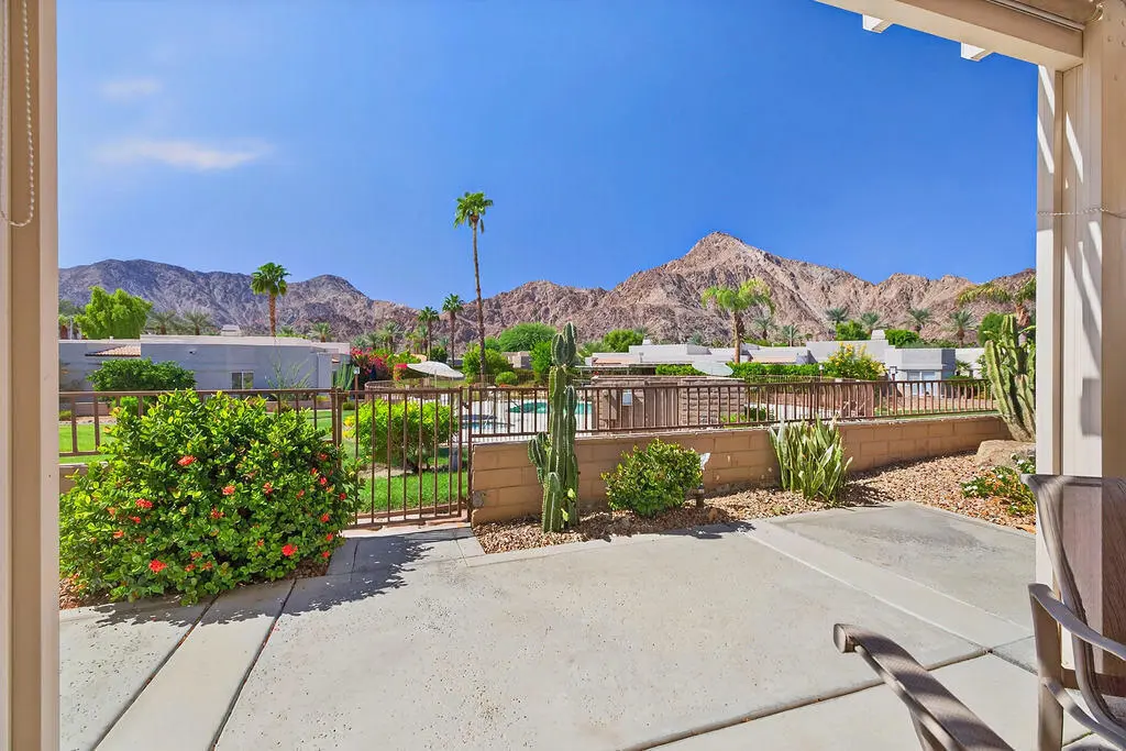 48528 Via Amistad, La Quinta, CA — listing photo 1