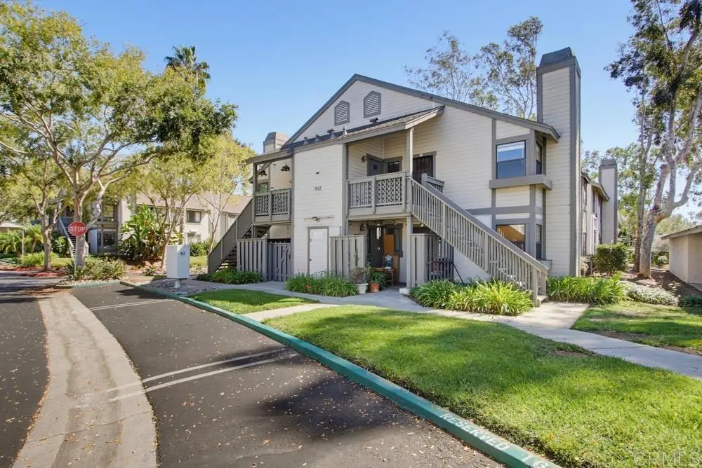1953 Wellington Lane 7, Vista, CA — listing photo 1