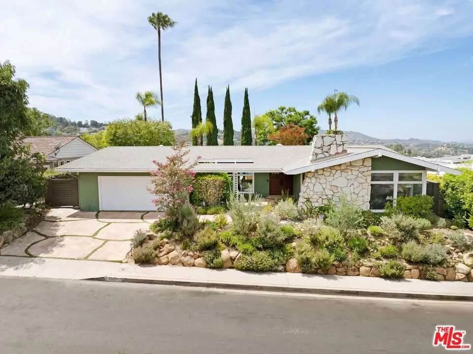 3617 Cody Road, Sherman Oaks, CA — listing photo 1