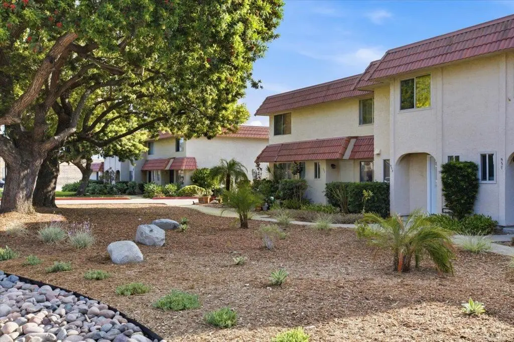 535 Beverly Place 44, San Marcos, CA — listing photo 1