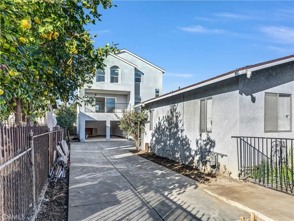 Duplex for sale at 1231 S Rowan Avenue, Los Angeles, CA