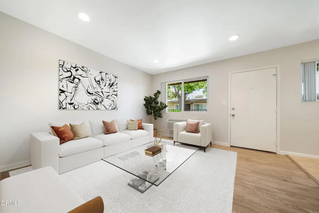 761 E Orange Grove Boulevard 12, Pasadena, CA — listing photo 1