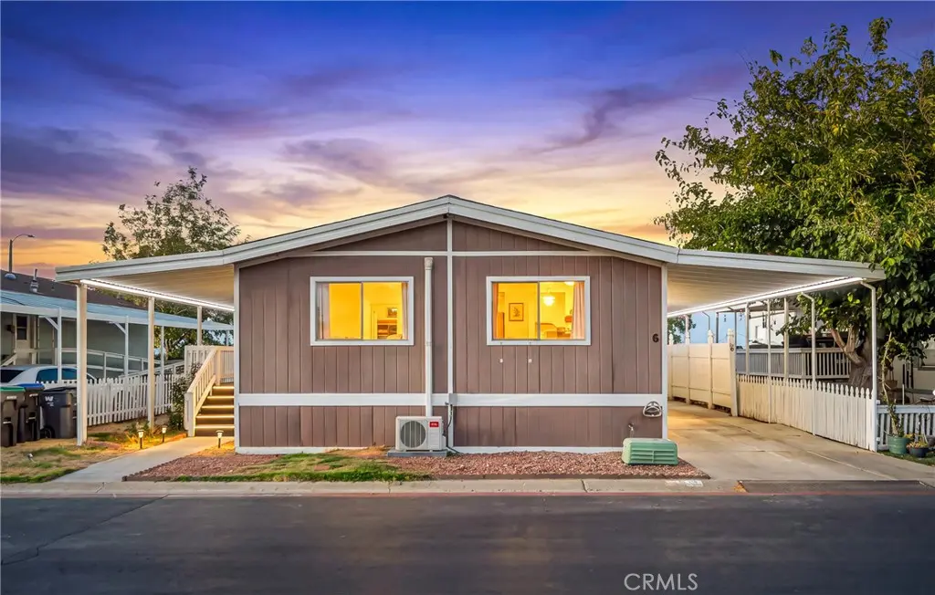 2330 E Avenue J8 6, Lancaster, CA — listing photo 1