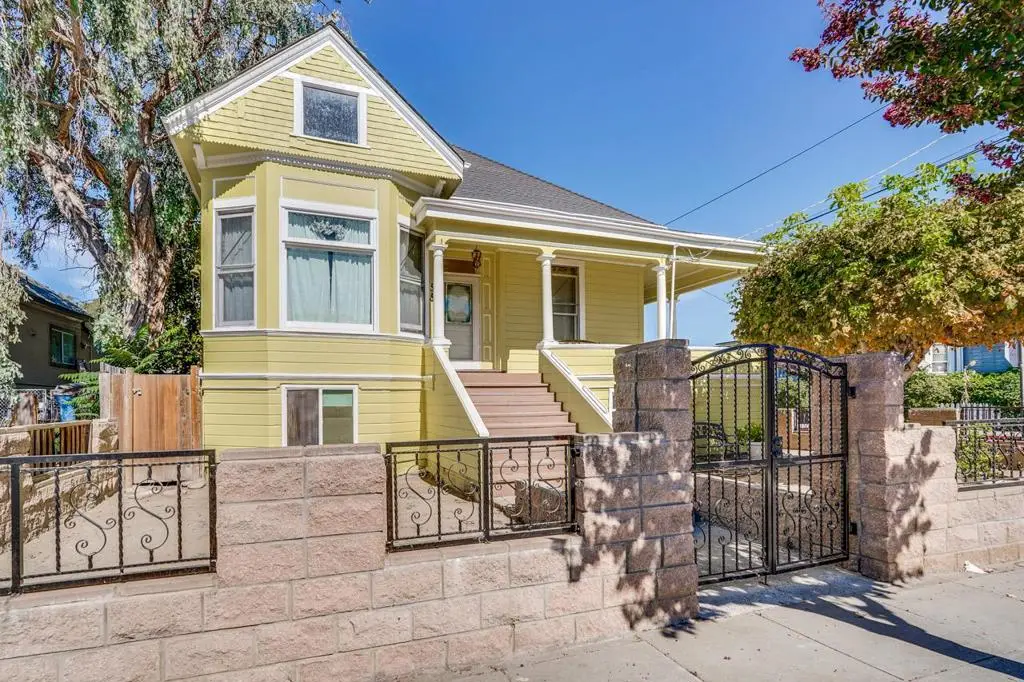 Single Family Residence for sale at 55 Willow Street, San Jose, CA featuring 3 beds and 1 bath