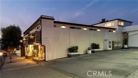 Apartment for rent at 577 Ramona B, Laguna Beach, CA featuring 1 bed and 1 bath