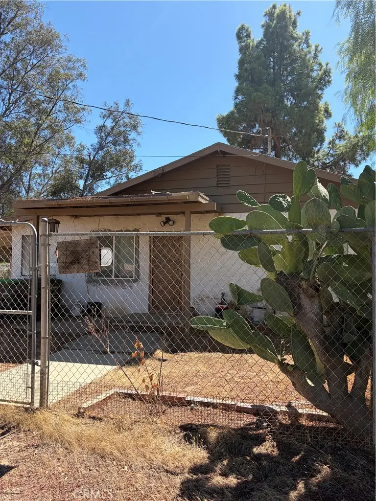 24271 Locust, Menifee, CA — listing photo 1
