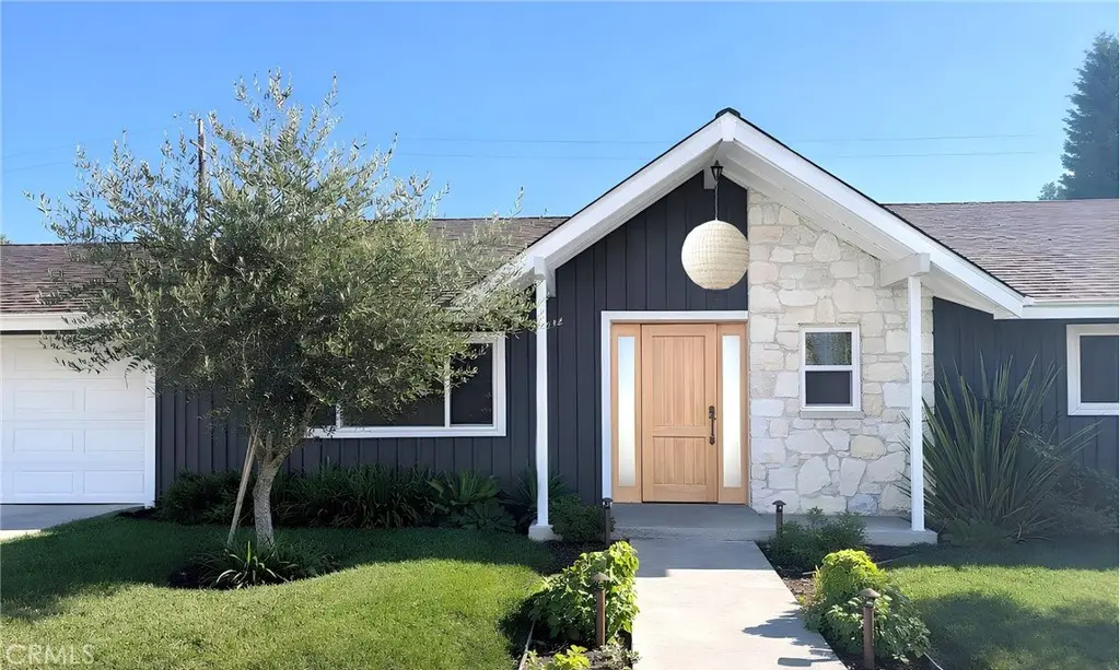 13402 Winthrope, North Tustin, CA — listing photo 1