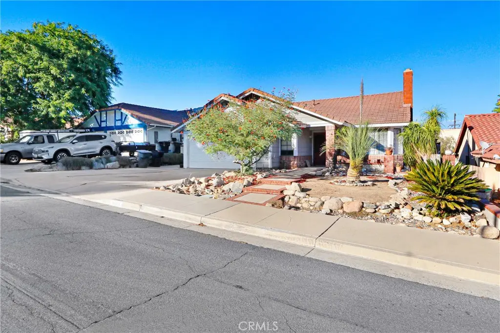16064 Via Norte, Lake Elsinore, CA — listing photo 1