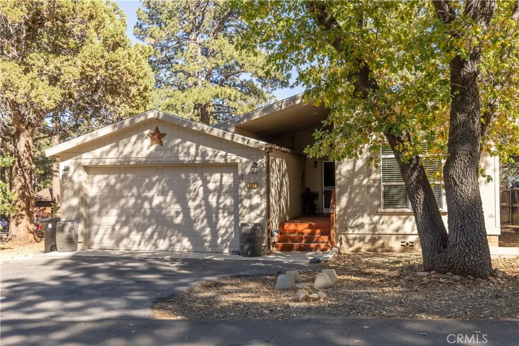 775 Riverside Avenue, Sugarloaf, CA — listing photo 1