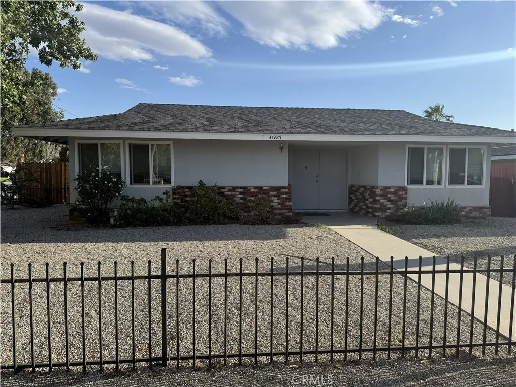 41987 Briarwood, Hemet, CA — listing photo 1
