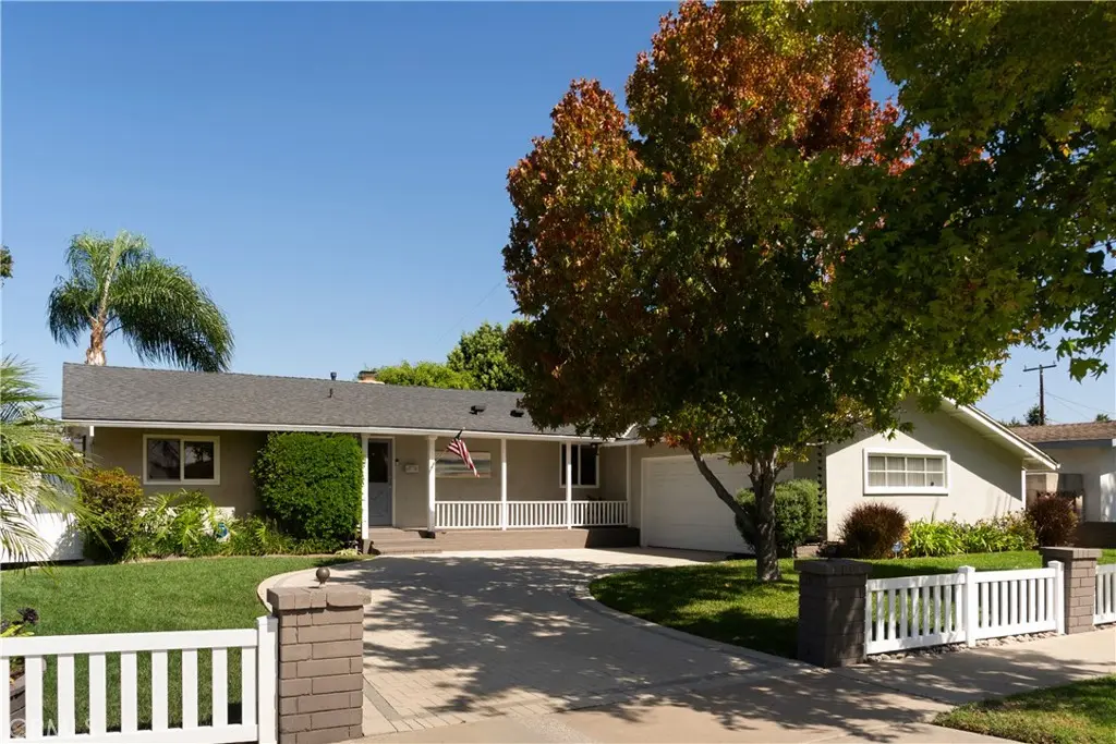 360 Villanova Road, Costa Mesa, CA — listing photo 1