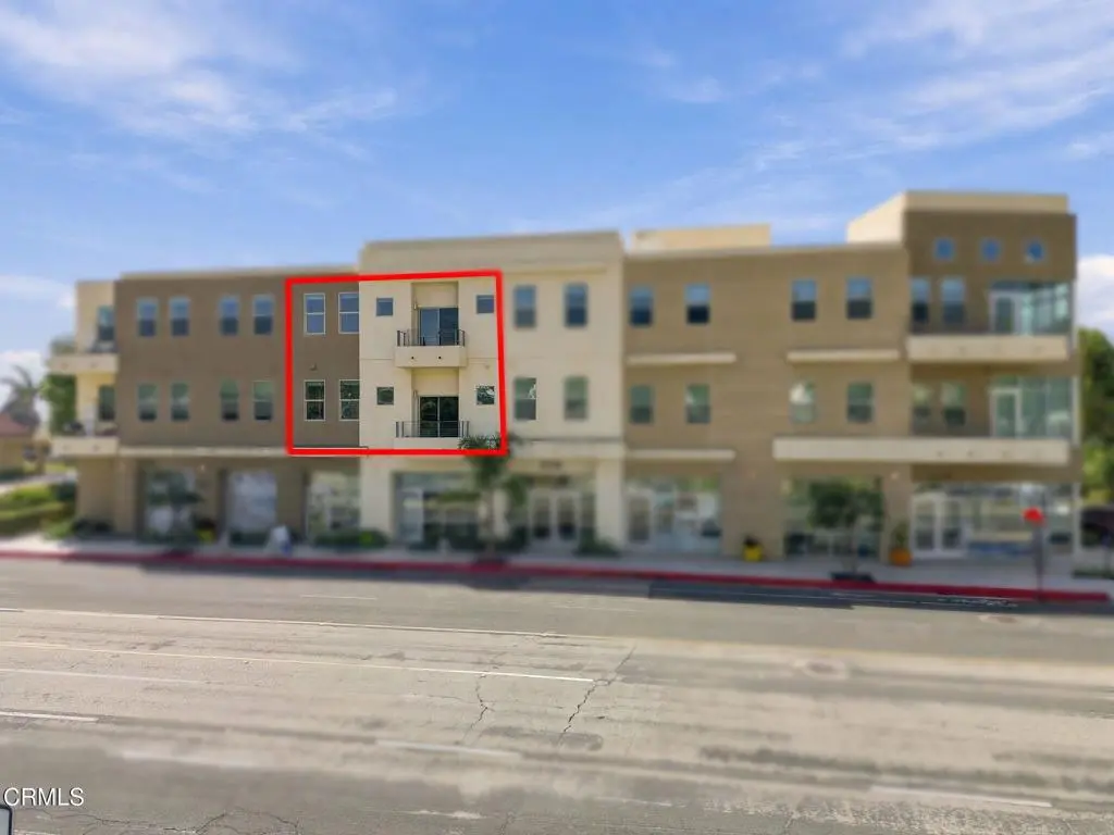 2218 E Main Street 303, Ventura, CA — listing photo 1