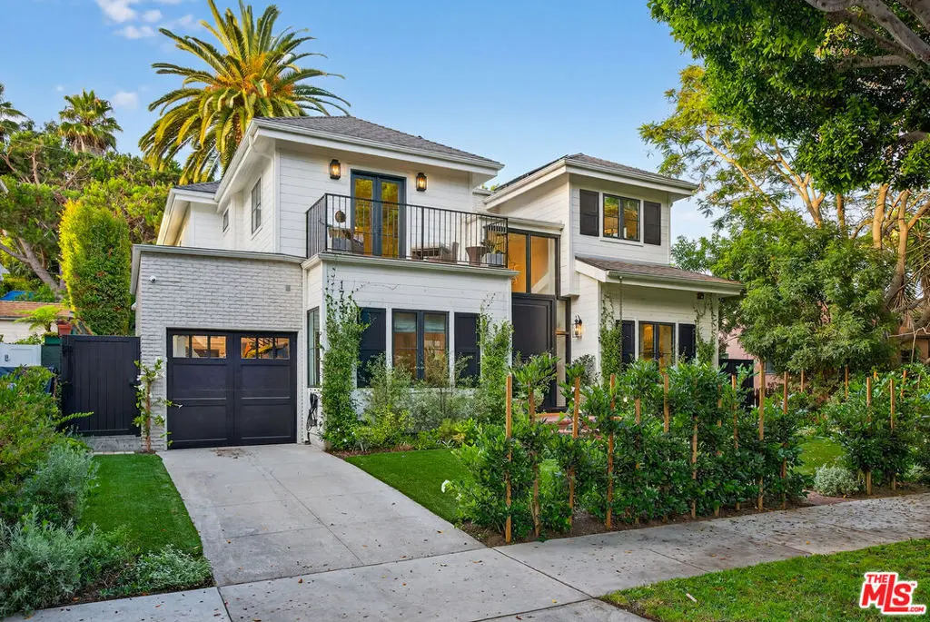 1733 Robson Avenue, Santa Monica, CA — listing photo 1