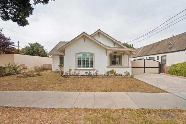 111 Oak Street, Salinas, CA — listing photo 1