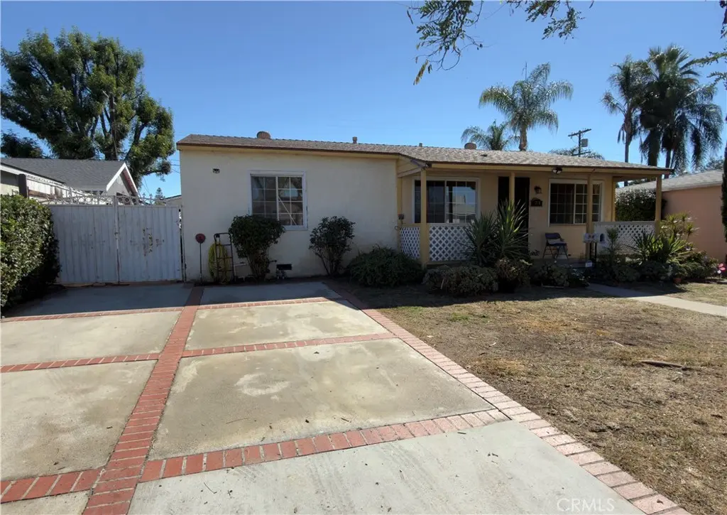 8360 Katherine Avenue, Panorama City, CA — listing photo 1