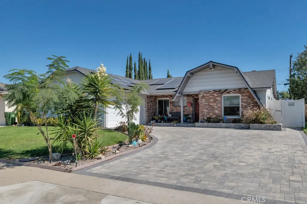6646 Berquist, West Hills, CA — listing photo 1