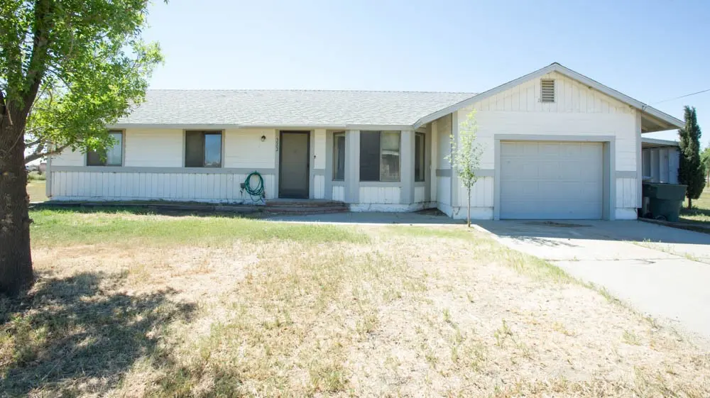 5902 Margaritha, Rosamond, CA — listing photo 1