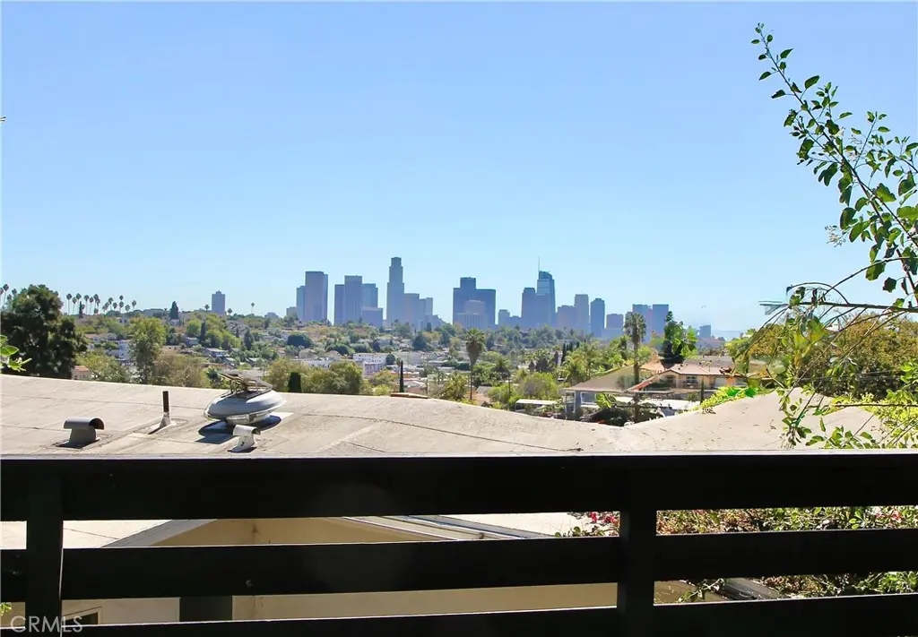 1927 Delta, Los Angeles, CA — listing photo 1