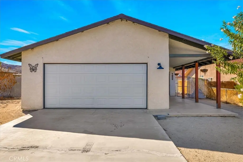 6618 Mariposa, 29 Palms, CA — listing photo 1