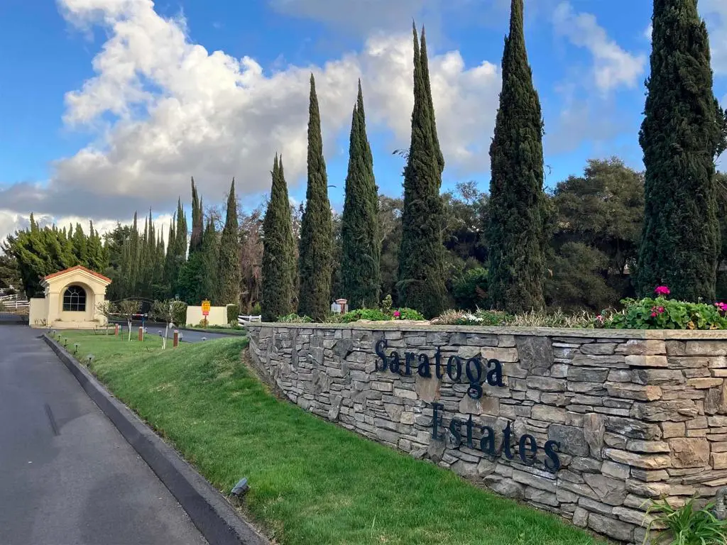 31255 Via Mariposa Court, Bonsall, CA — listing photo 1
