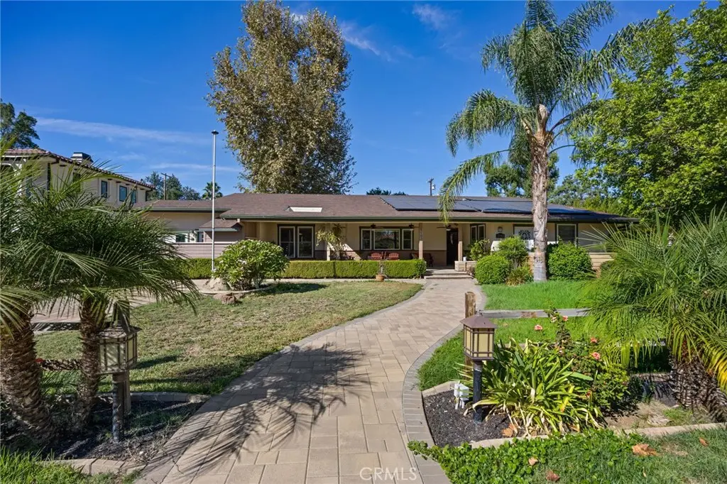 17183 Sunburst, Northridge, CA — listing photo 1