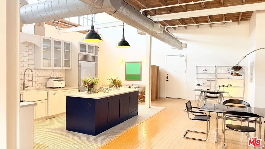 500 S Molino Street 307, Los Angeles, CA — listing photo 1