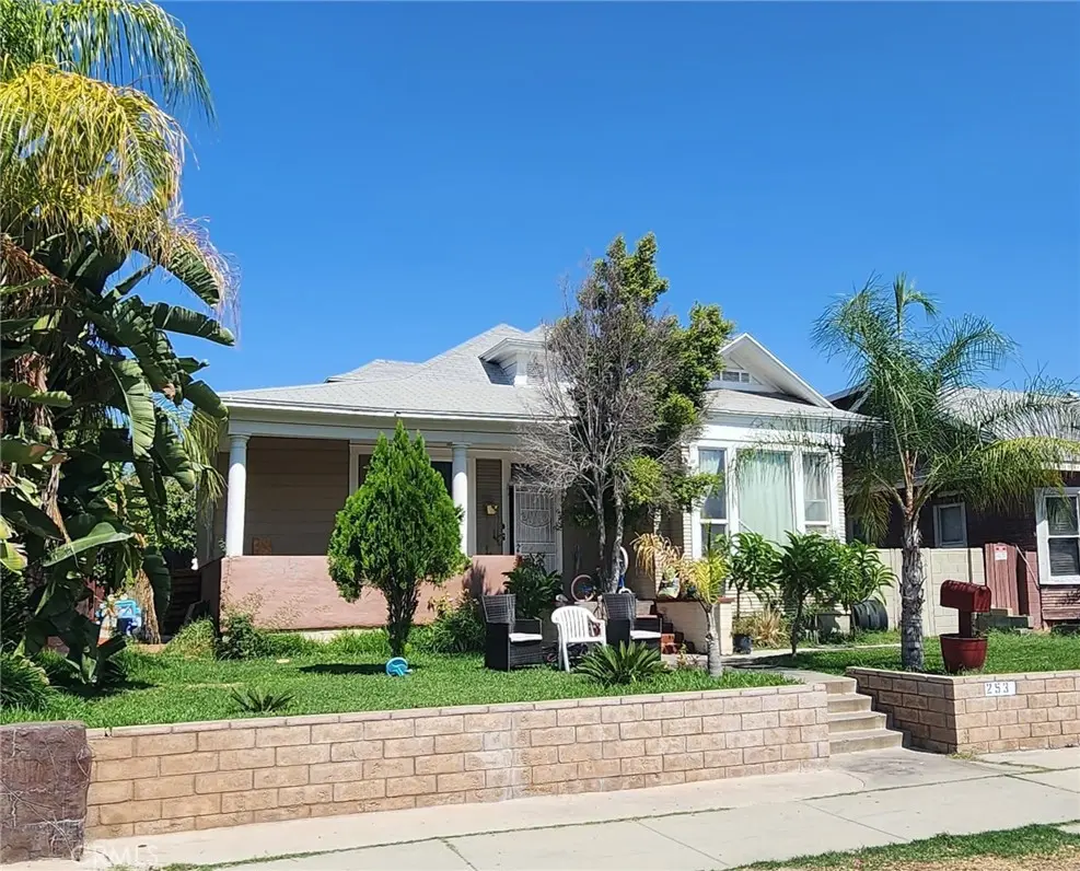 253 E B, Colton, CA — listing photo 1