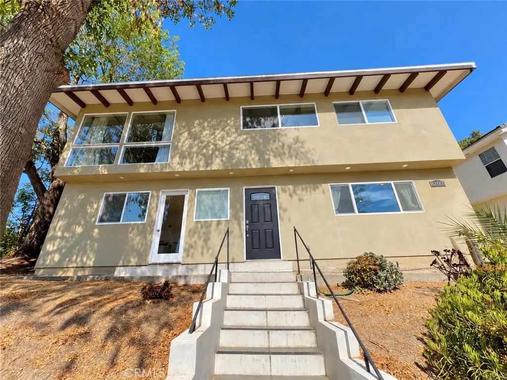 Single Family Residence for rent at 2029 Barnett, Los Angeles, CA featuring 3 beds and 2 baths