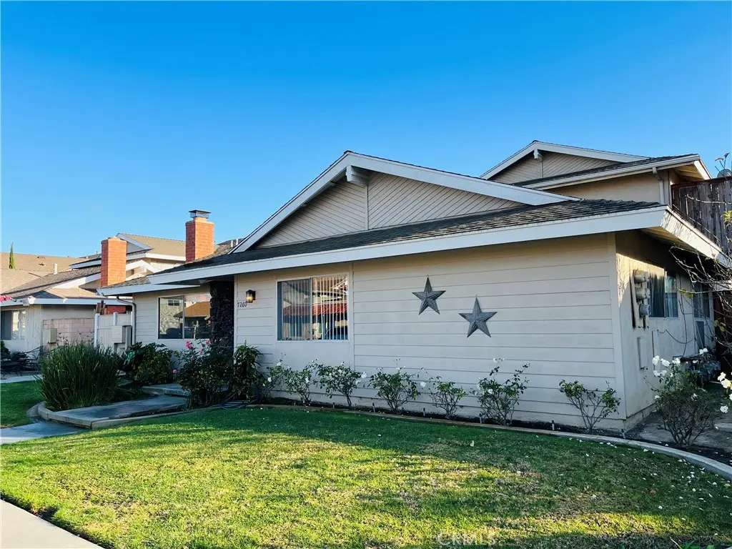 7260 Corsican, Huntington Beach, CA — listing photo 1