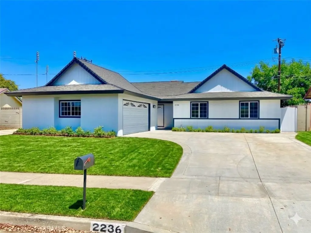 Residential Lease for rent at 2236 Drayton Avenue, Thousand Oaks, Ventura County, CA featuring 3 beds and 2 baths