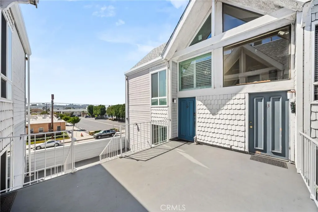 1121 E Wilson 12, Glendale, CA — listing photo 1