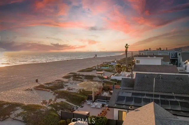 16765 S Pacific B, Huntington Beach, CA — listing photo 1